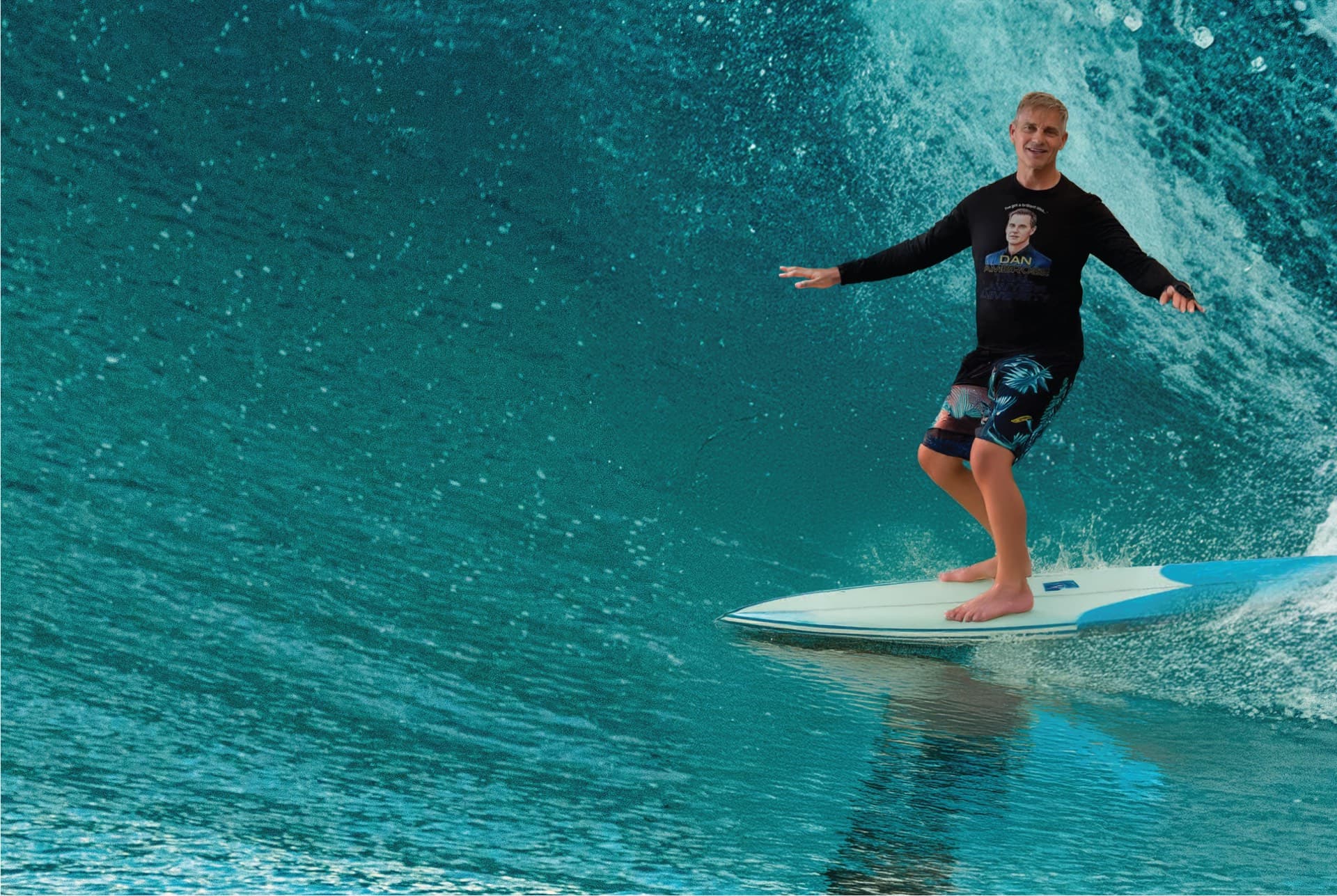 Dan Surfing